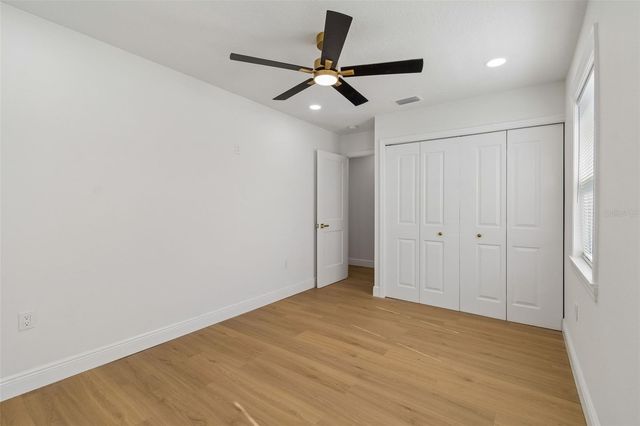 2102 W FERRIS AVENUE, Tampa, FL 33603