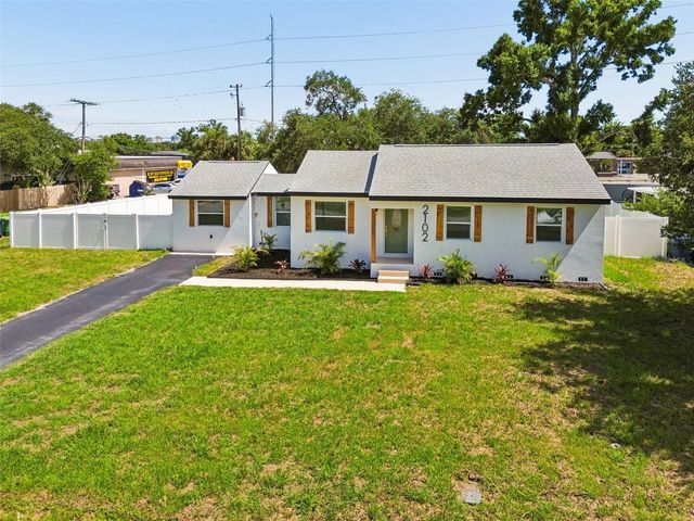 2102 W FERRIS AVENUE, Tampa, FL 33603