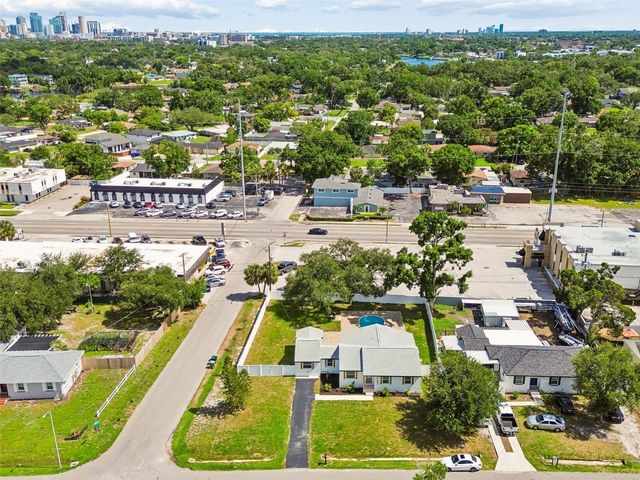 2102 W FERRIS AVENUE, Tampa, FL 33603