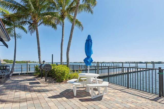 2700 N Federal Highway 401, Boynton Beach, FL 33435