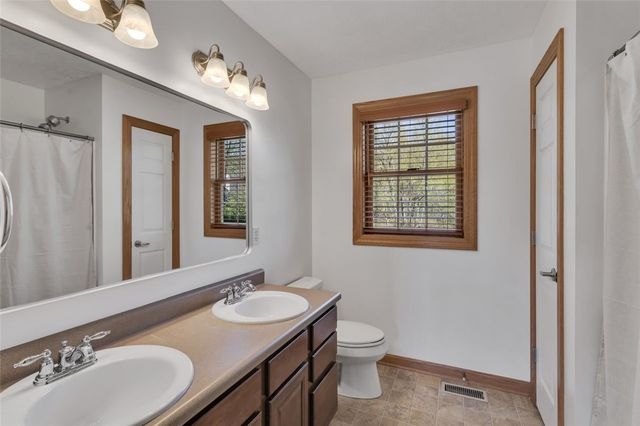 9227 Marshall Rd, Cranberry Twp, PA 16066