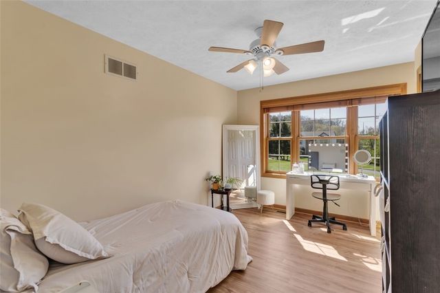 9227 Marshall Rd, Cranberry Twp, PA 16066