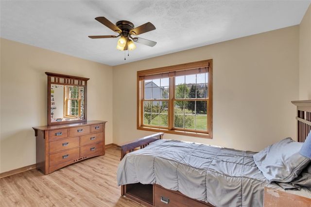 9227 Marshall Rd, Cranberry Twp, PA 16066