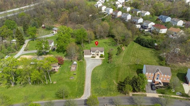 9227 Marshall Rd, Cranberry Twp, PA 16066