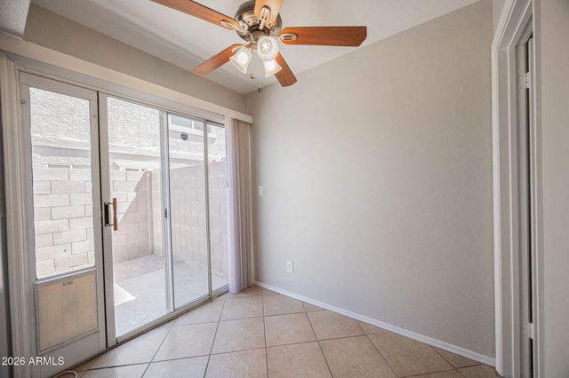 1055 W 5TH Street 18, Tempe, AZ 85281