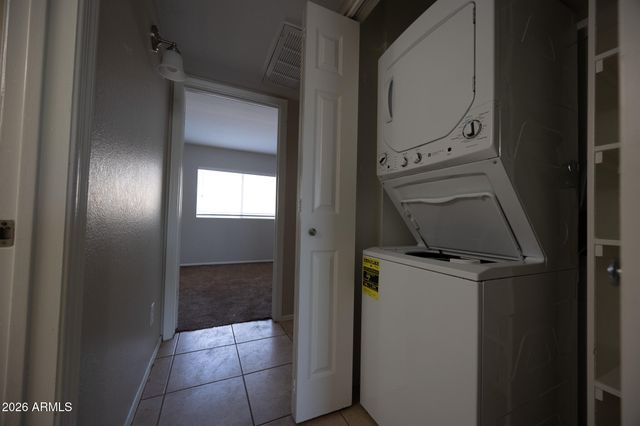 1055 W 5TH Street 18, Tempe, AZ 85281
