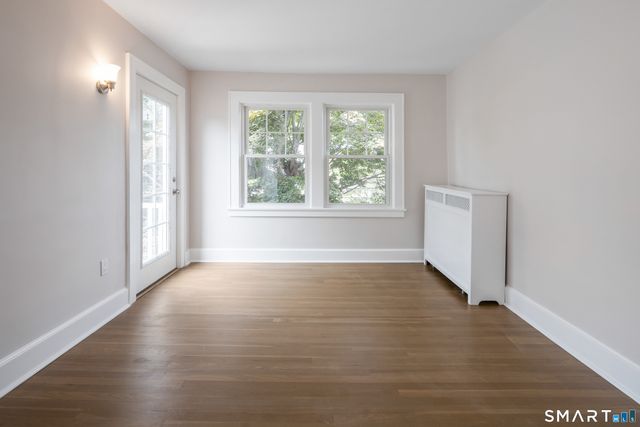 287 Glenbrook Road, Stamford, CT 06906