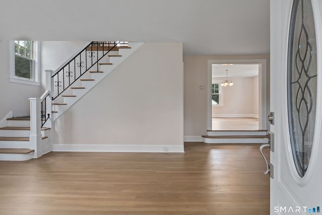 287 Glenbrook Road, Stamford, CT 06906