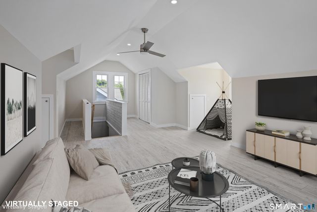 287 Glenbrook Road, Stamford, CT 06906