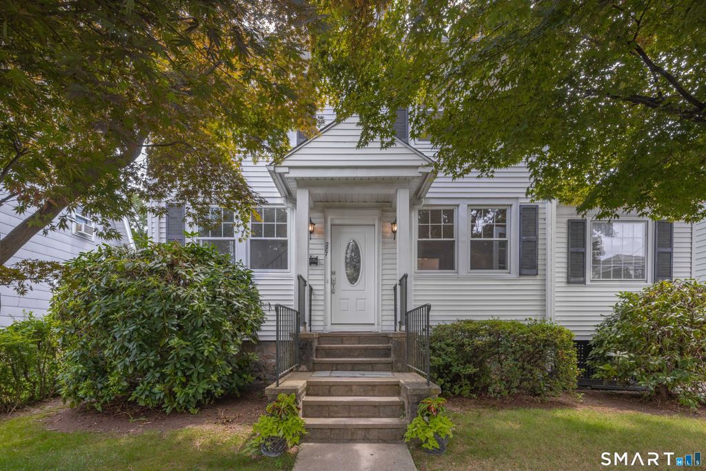 287 Glenbrook Road, Stamford, CT 06906
