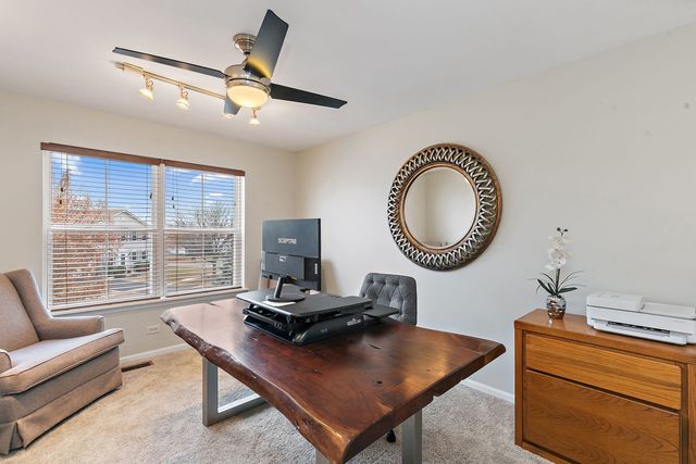 502 Vernon Drive, Oswego, IL 60543