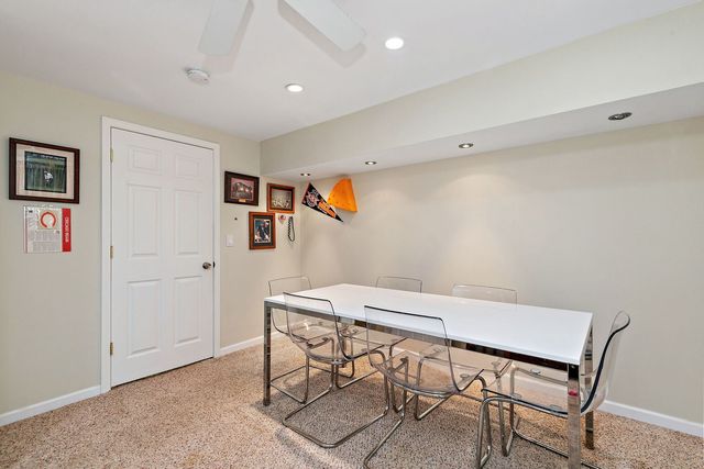 502 Vernon Drive, Oswego, IL 60543