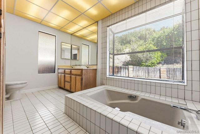 1330 Ridgeview Way, Bonita, CA 91902