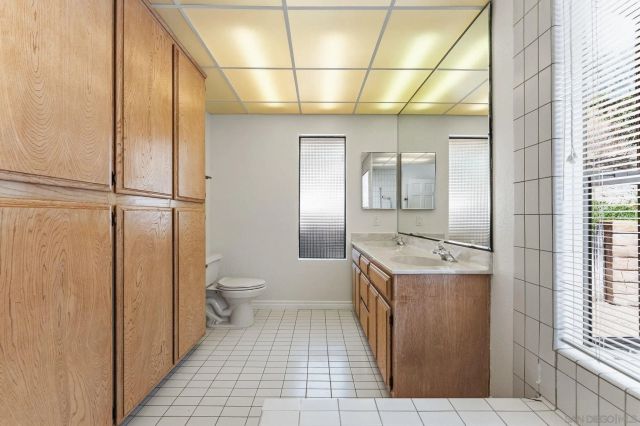 1330 Ridgeview Way, Bonita, CA 91902