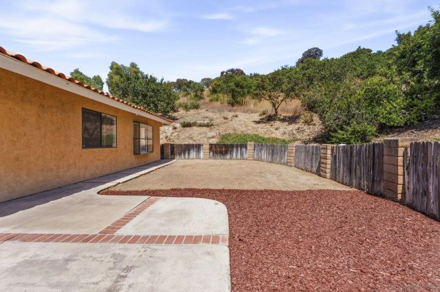 1330 Ridgeview Way, Bonita, CA 91902