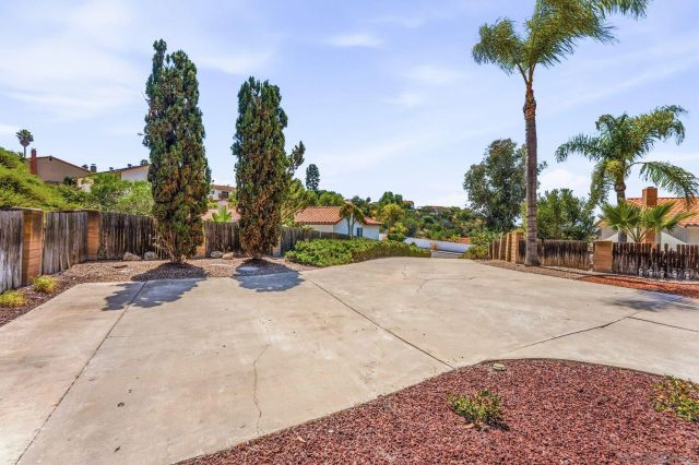 1330 Ridgeview Way, Bonita, CA 91902
