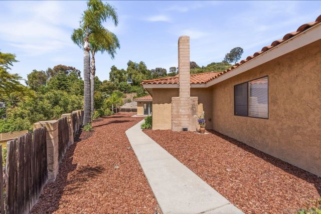 1330 Ridgeview Way, Bonita, CA 91902