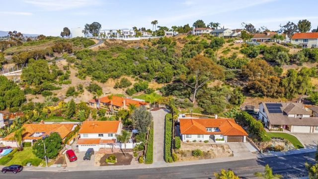 1330 Ridgeview Way, Bonita, CA 91902
