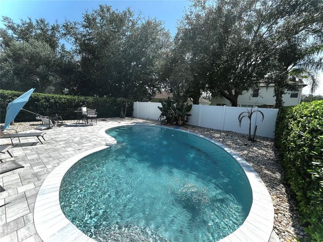 13324 HATHERTON CIRCLE, Orlando, FL 32832