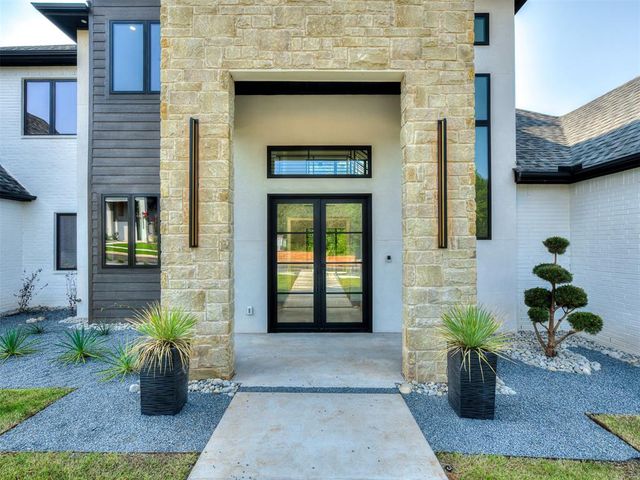 4424 Redbud Circle, Oklahoma City, OK 73111