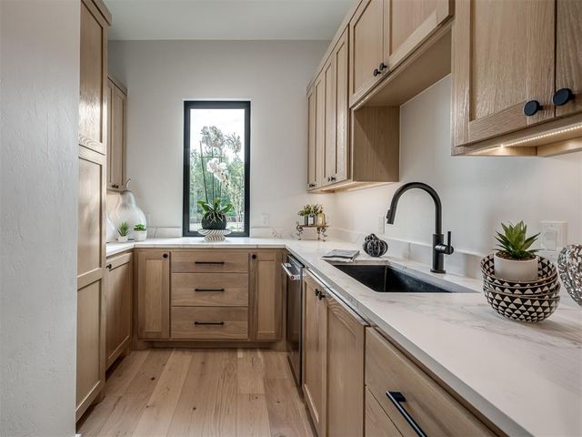 4424 Redbud Circle, Oklahoma City, OK 73111