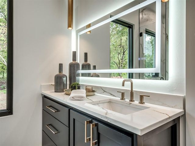 4424 Redbud Circle, Oklahoma City, OK 73111