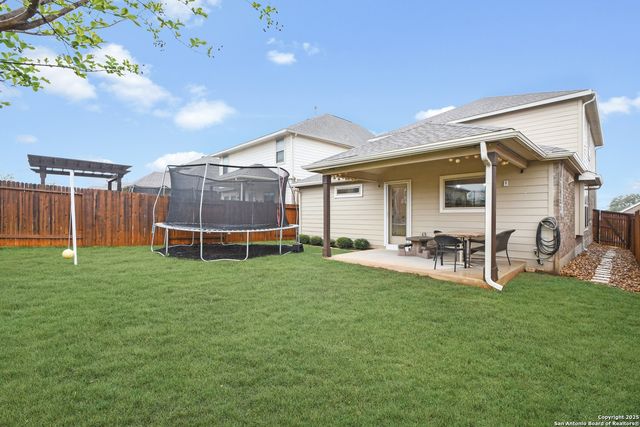 2071 COWAN DR, New Braunfels, TX 78132