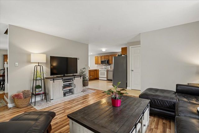 74 Hilliard Road, Chichester, NH 03258