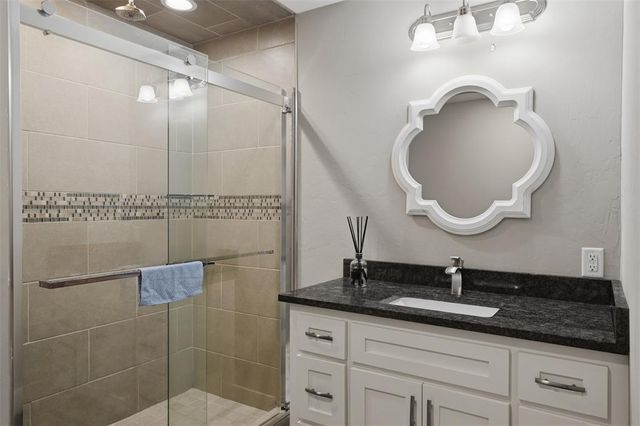 2733 SW 64th Street, Oklahoma City, OK 73159