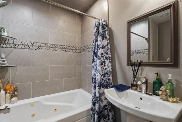 2733 SW 64th Street, Oklahoma City, OK 73159