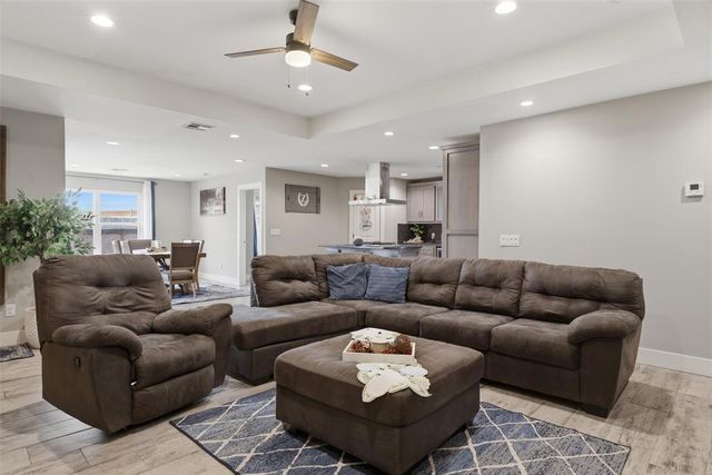 2733 SW 64th Street, Oklahoma City, OK 73159