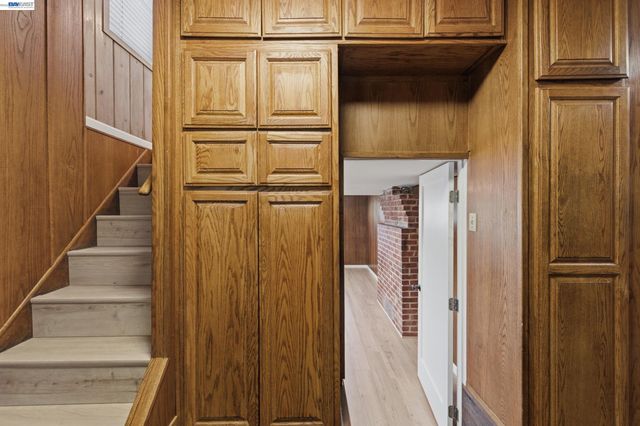 3586 Somerset Ave, Castro Valley, CA 94546