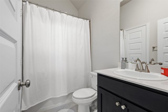 8295 Honeywell Avenue, Greenville, TX 75402