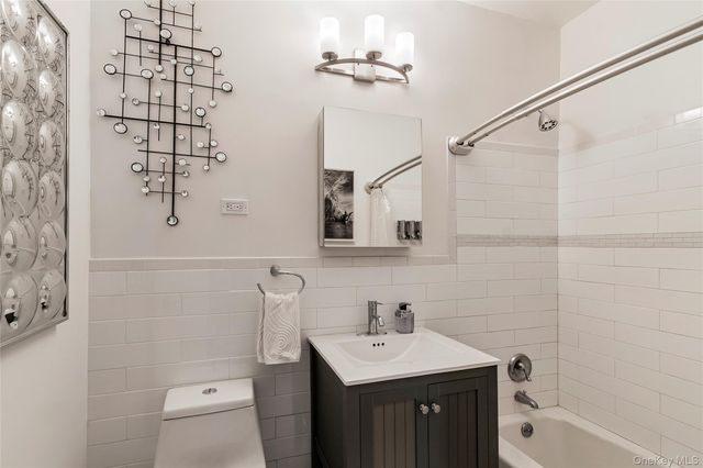 555 Kappock Street 1R, Bronx, NY 10463