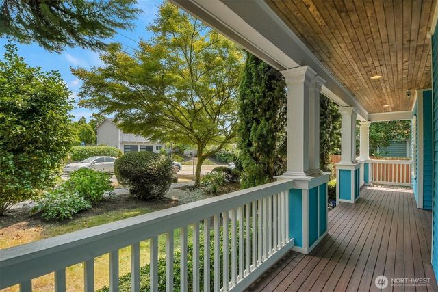 8545 Densmore Avenue N, Seattle, WA 98103