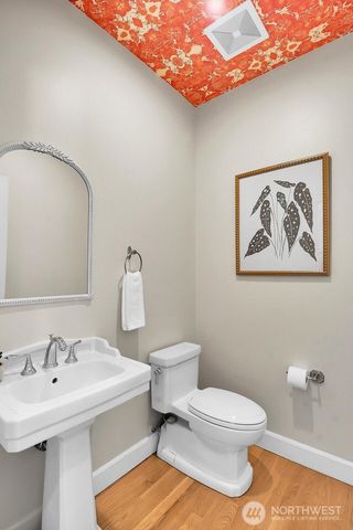 8545 Densmore Avenue N, Seattle, WA 98103