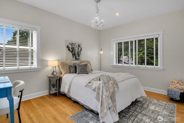 8545 Densmore Avenue N, Seattle, WA 98103