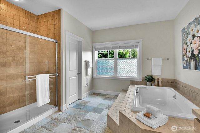 8545 Densmore Avenue N, Seattle, WA 98103