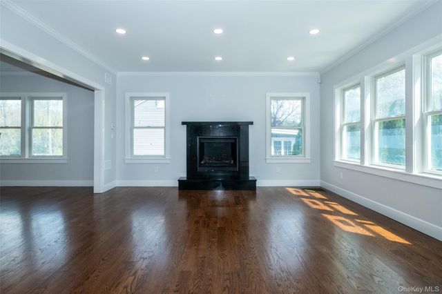 19 Beverly Road, New Rochelle, NY 10804