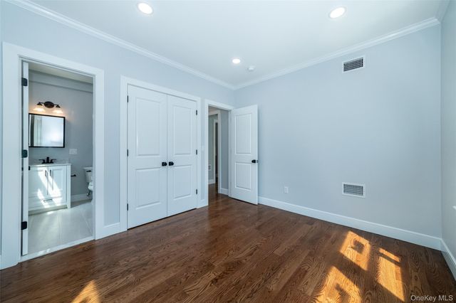 19 Beverly Road, New Rochelle, NY 10804