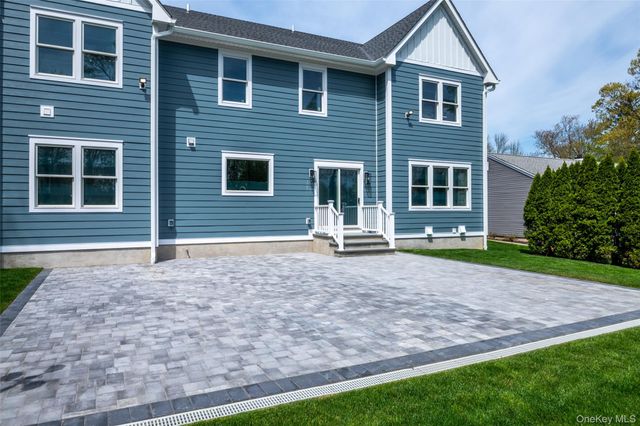 19 Beverly Road, New Rochelle, NY 10804