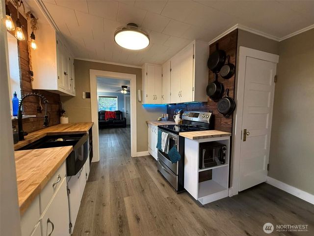 254 5th Street, Morton, WA 98356