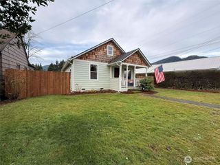 254 5th Street, Morton, WA 98356