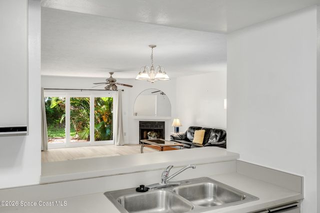 105 La Costa Street 6c, Melbourne Beach, FL 32951