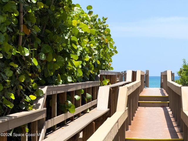 105 La Costa Street 6c, Melbourne Beach, FL 32951