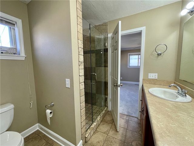 110 Rogers Circle Drive, Springdale, AR 72764