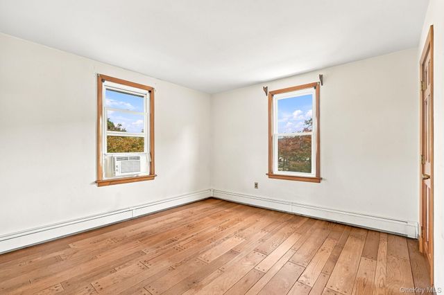 8 Lancaster Avenue, Montrose, NY 10548