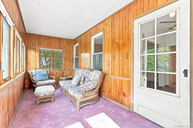 8 Lancaster Avenue, Montrose, NY 10548