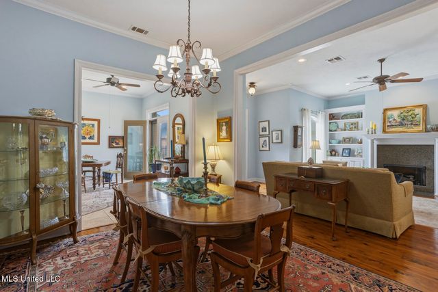 24 Savannah Circle, Brandon, MS 39047