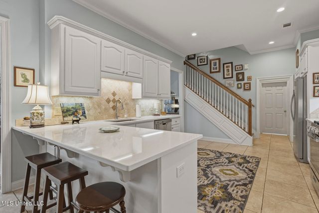 24 Savannah Circle, Brandon, MS 39047